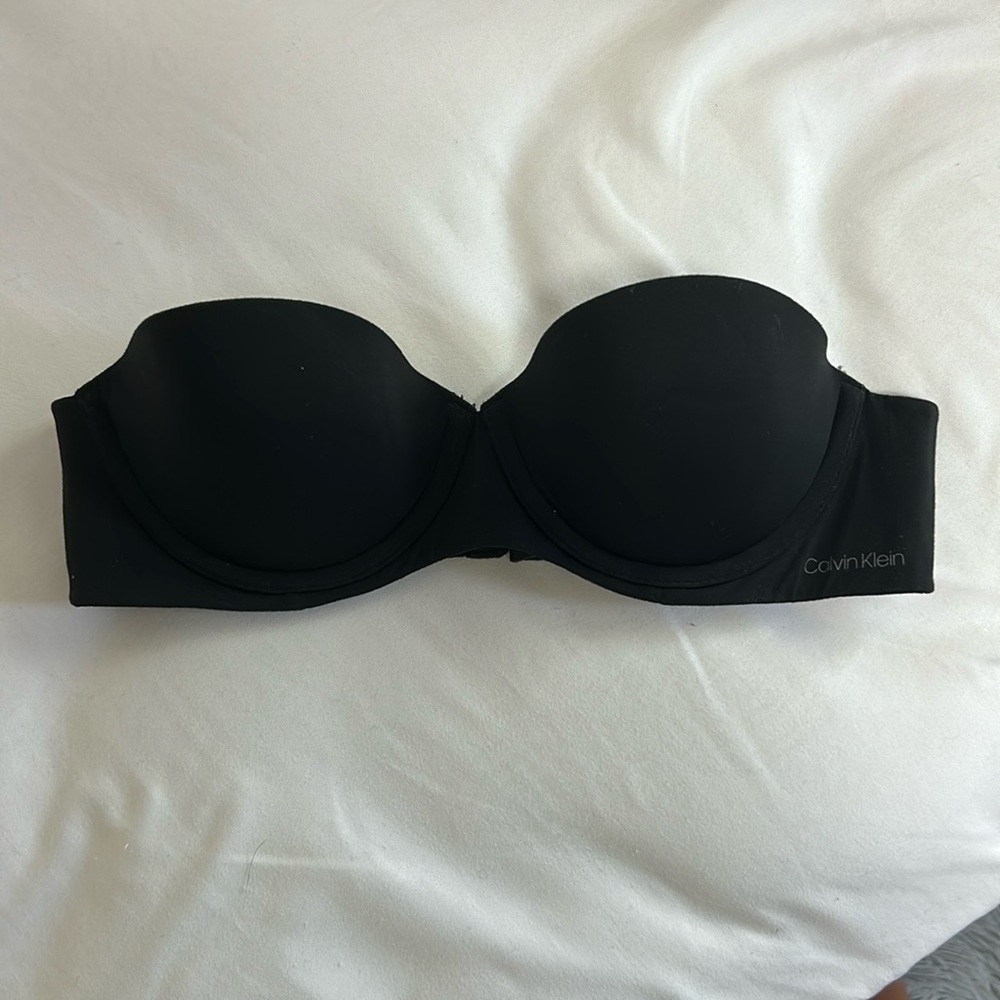 Calvin Klein Strapless Bra